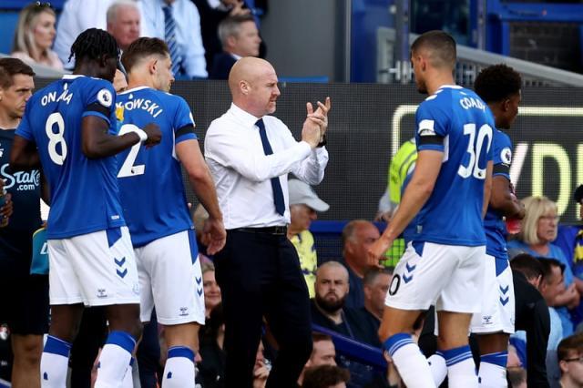 【观察】“零元购”之后毫无动作 埃弗顿面临无解难题